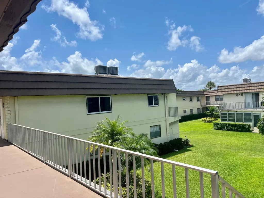 123 Saxony C Delray Beach FL 33446