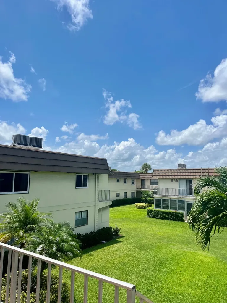 123 Saxony C Delray Beach FL 33446