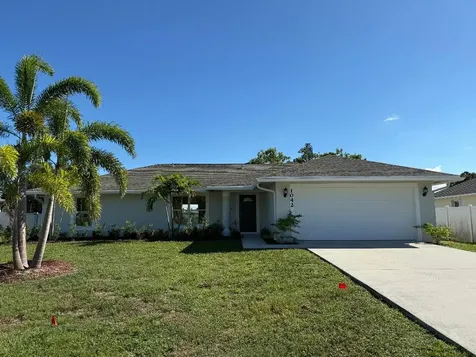 1042 SW Cairo Avenue Port St Lucie FL 34953