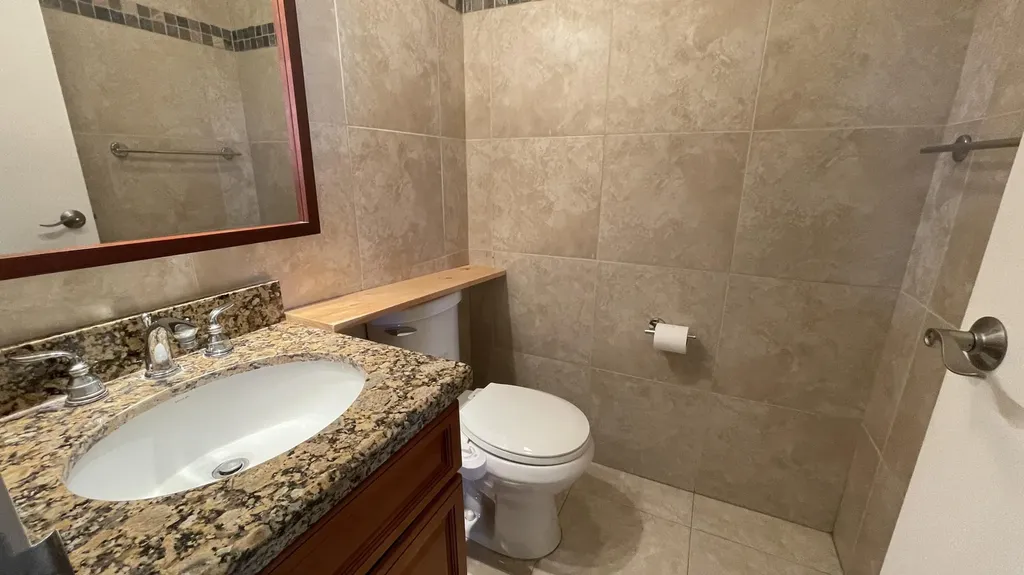 166 Valencia G Delray Beach FL 33446