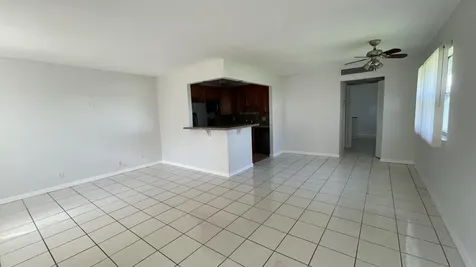166 Valencia G Delray Beach FL 33446