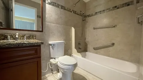 166 Valencia G Delray Beach FL 33446