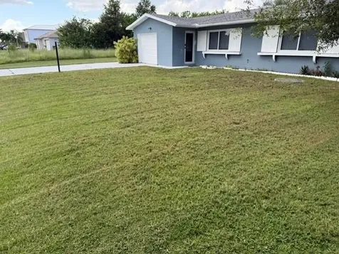 371 SW Lakehurst Drive Port St Lucie FL 34983