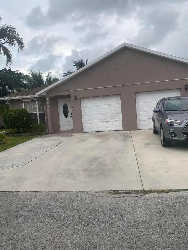 10415 Boynton Place Circle Boynton Beach FL 33437