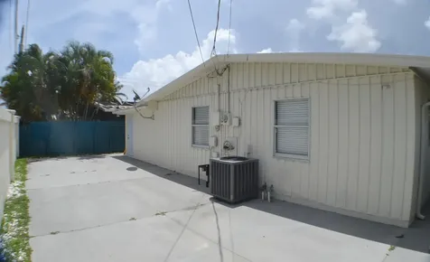 377 NW NW 49th Street Fort Lauderdale FL 33309