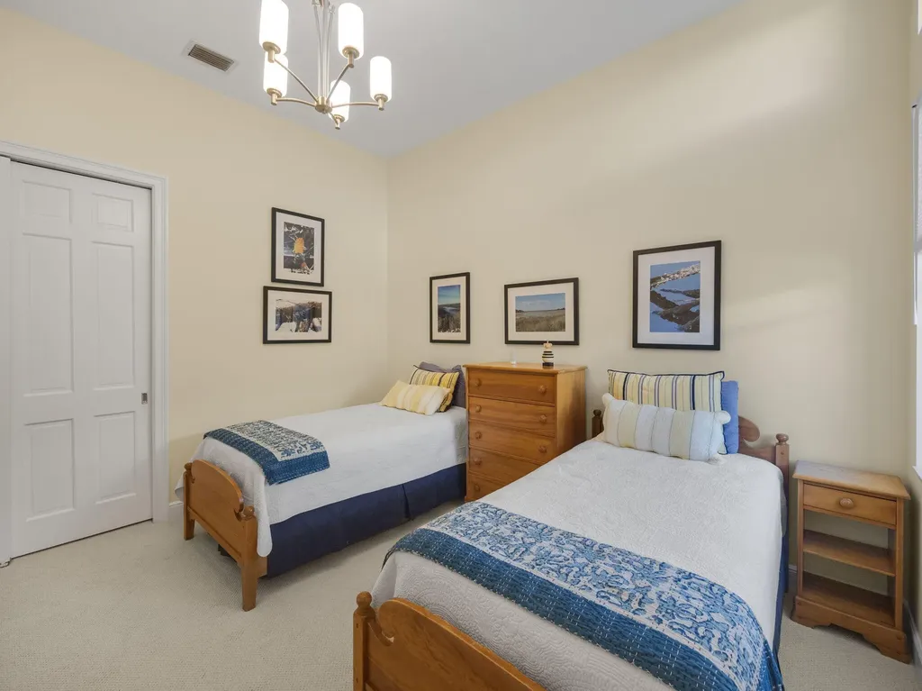 66 St James Drive Palm Beach Gardens FL 33418