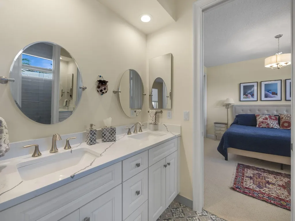 66 St James Drive Palm Beach Gardens FL 33418