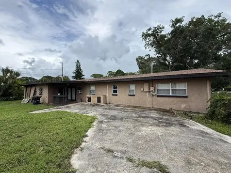 1001 Tortugas Avenue Fort Pierce FL 34982