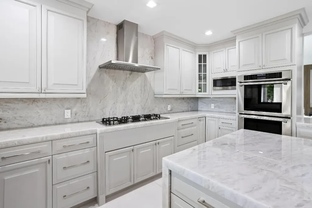 18743 Long Lake Drive Boca Raton FL 33496