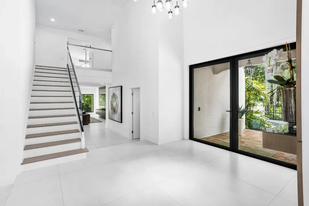 18743 Long Lake Drive Boca Raton FL 33496