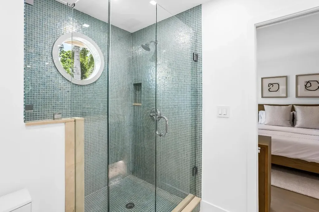 18743 Long Lake Drive Boca Raton FL 33496