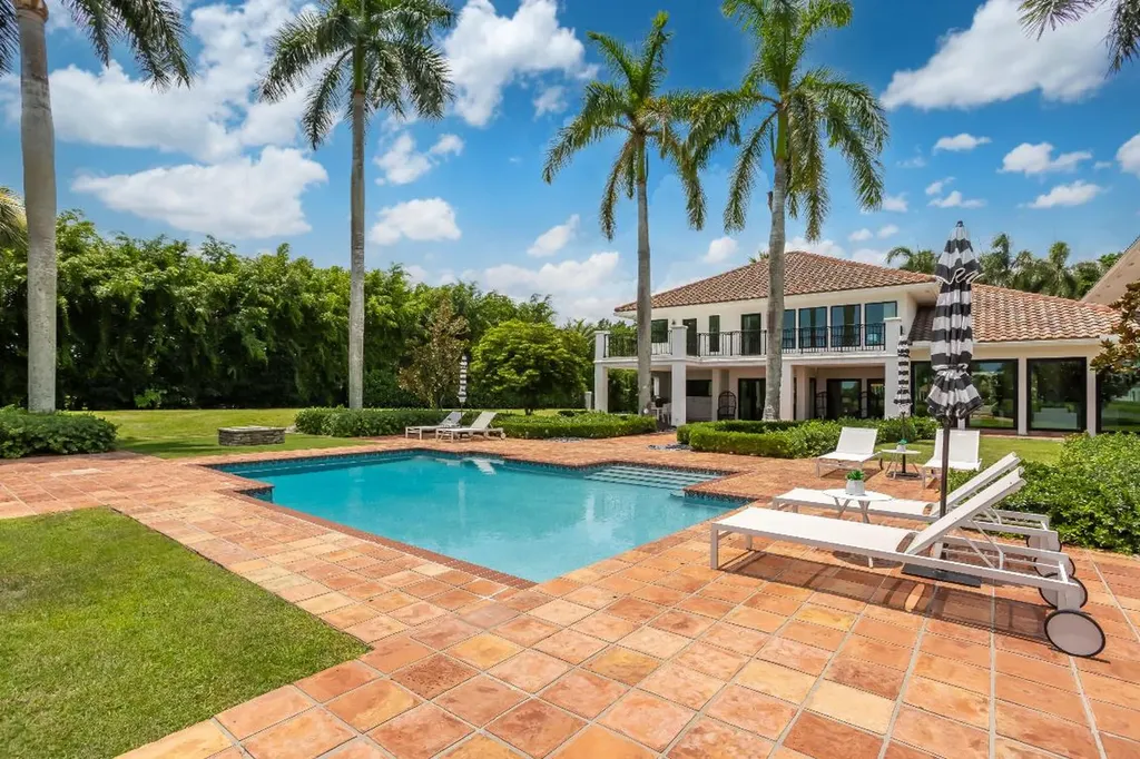 18743 Long Lake Drive Boca Raton FL 33496