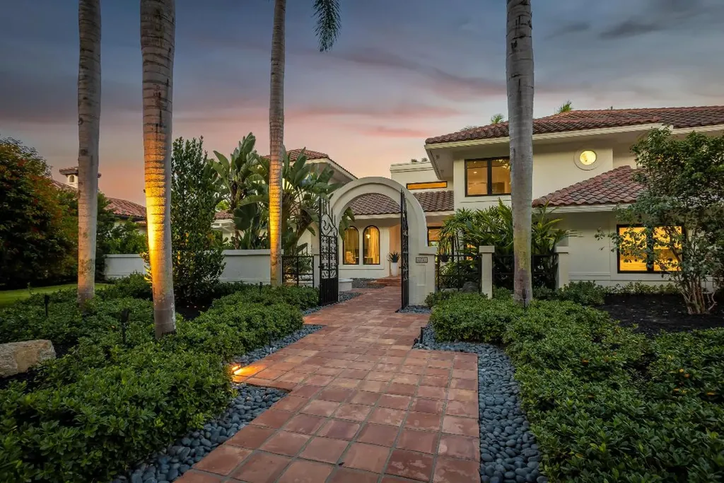 18743 Long Lake Drive Boca Raton FL 33496