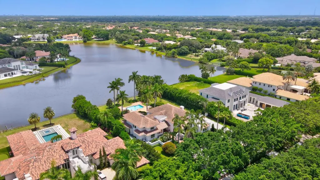18743 Long Lake Drive Boca Raton FL 33496
