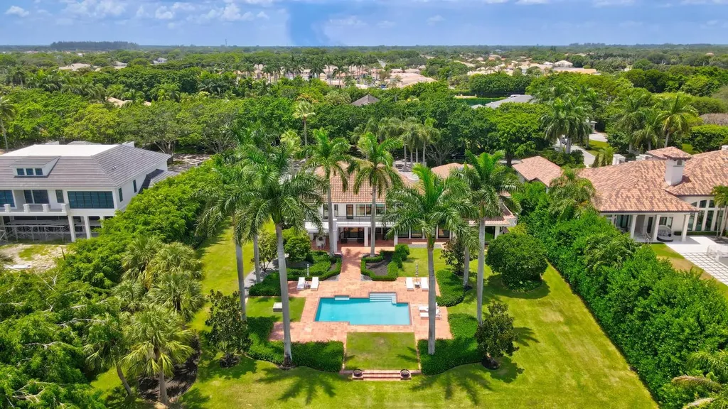 18743 Long Lake Drive Boca Raton FL 33496