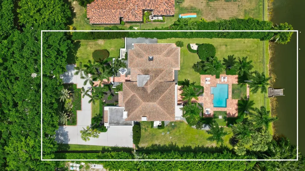 18743 Long Lake Drive Boca Raton FL 33496