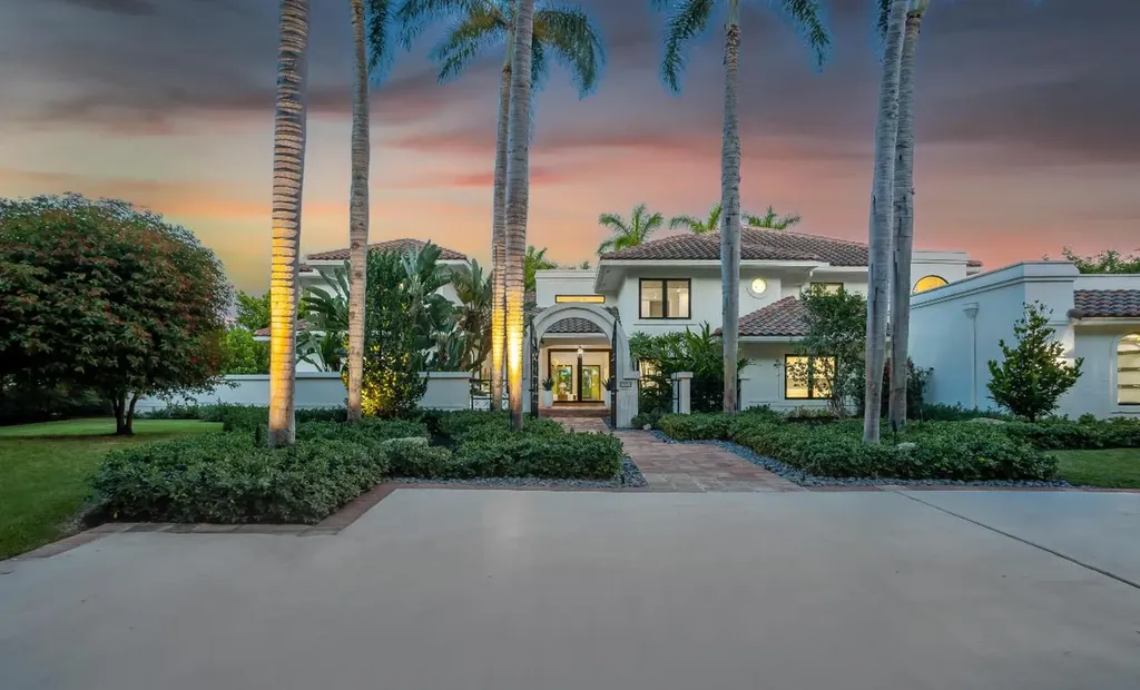 18743 Long Lake Drive Boca Raton FL 33496