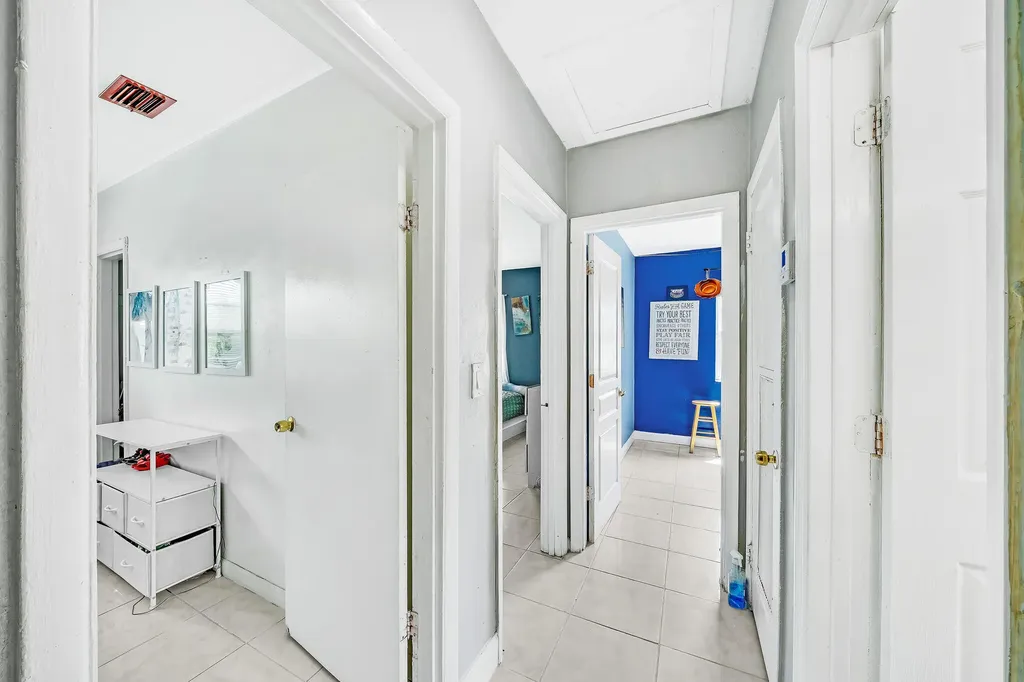 808 41st Street West Palm Beach FL 33407