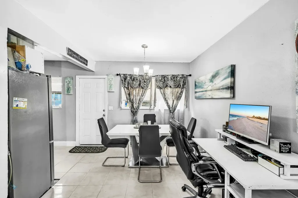 808 41st Street West Palm Beach FL 33407