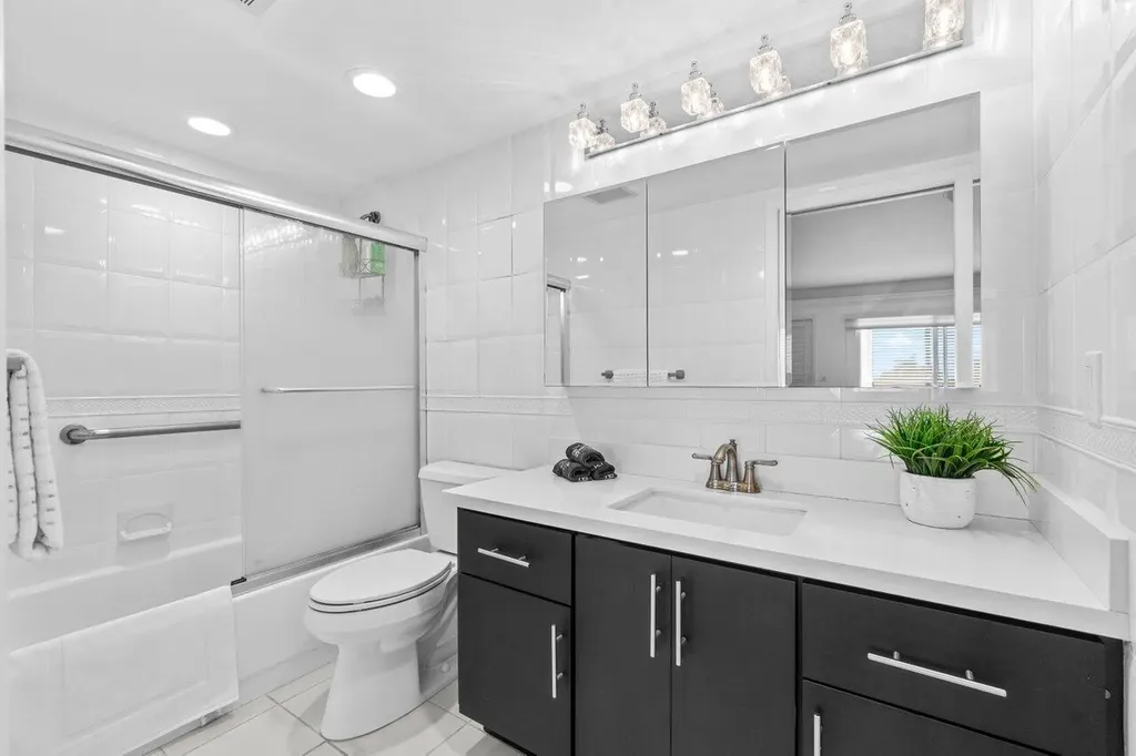 4013 Yarmouth A Boca Raton FL 33434