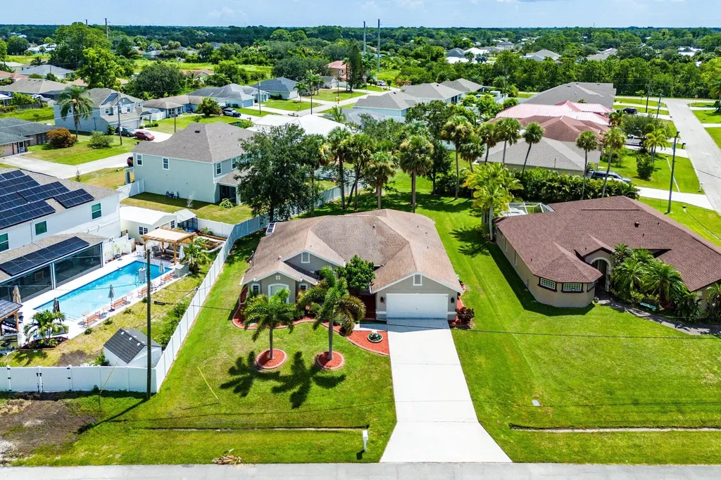 2217 SW Natema Road Port St Lucie FL 34953