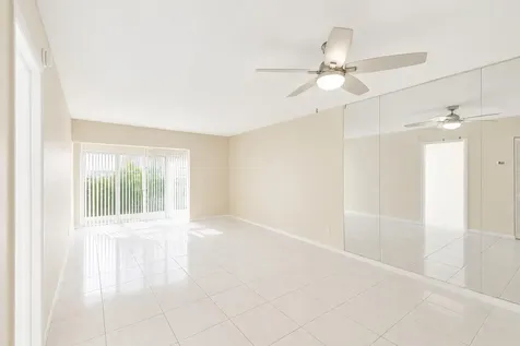 3090 NW 46th Avenue Lauderdale Lakes FL 33313