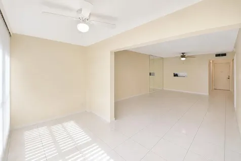 3090 NW 46th Avenue Lauderdale Lakes FL 33313