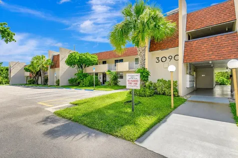 3090 NW 46th Avenue Lauderdale Lakes FL 33313
