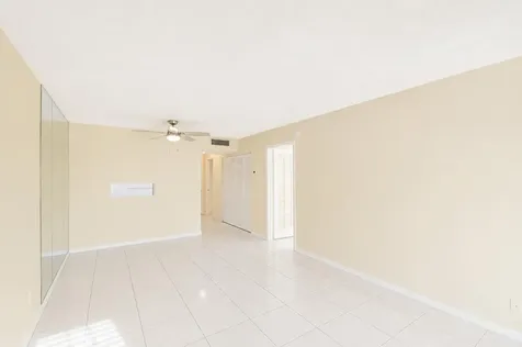 3090 NW 46th Avenue Lauderdale Lakes FL 33313
