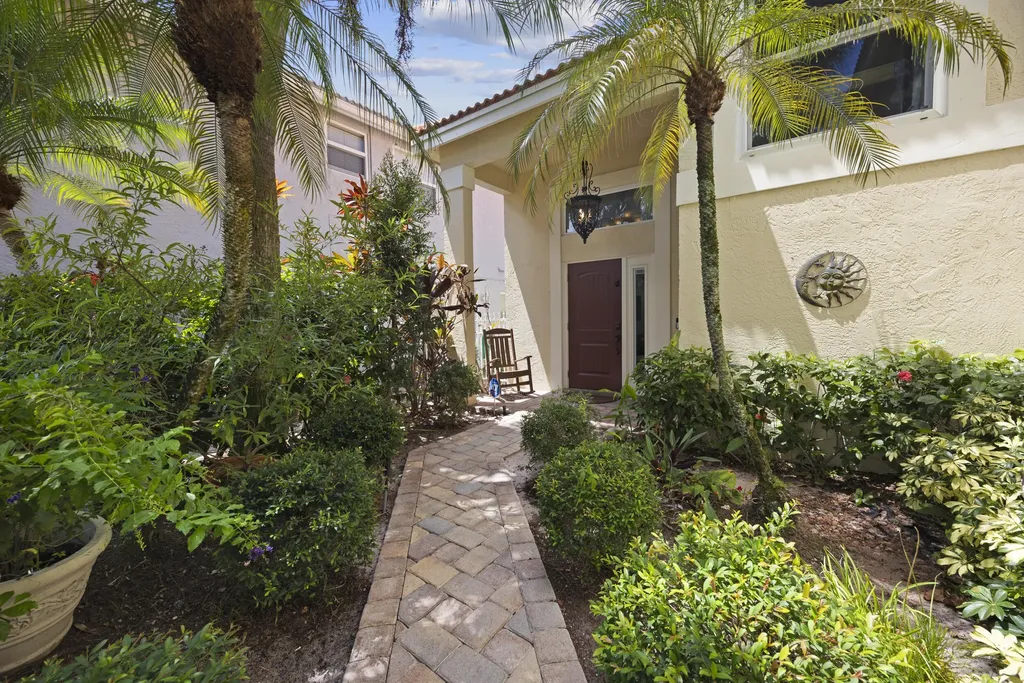 10454 Buena Ventura Drive Boca Raton FL 33498