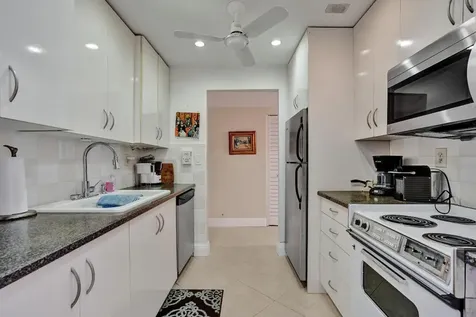 250 NE 20th Street Boca Raton FL 33431
