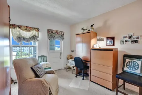 250 NE 20th Street Boca Raton FL 33431