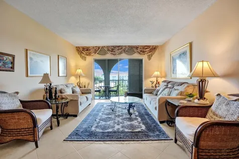 250 NE 20th Street Boca Raton FL 33431