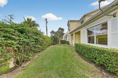906 Mariner Bay Boulevard Hutchinson Island FL 34949