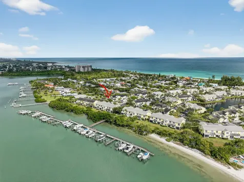 906 Mariner Bay Boulevard Hutchinson Island FL 34949