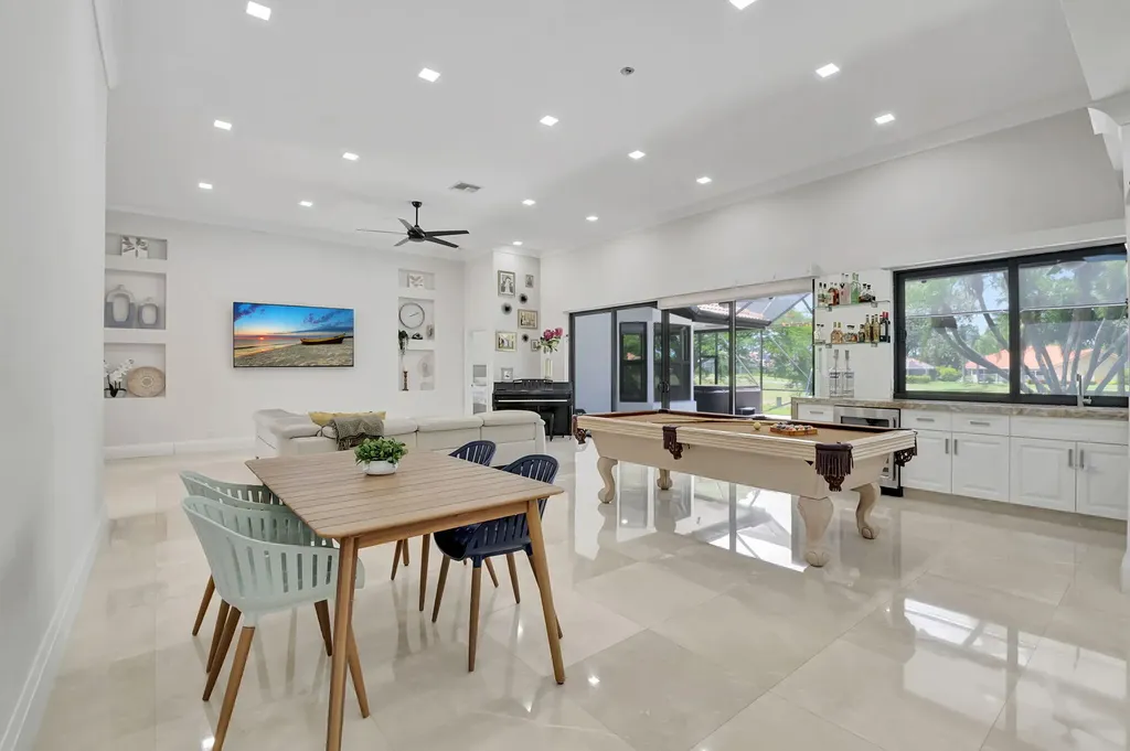 10099 Canoe Brook Circle Boca Raton FL 33498