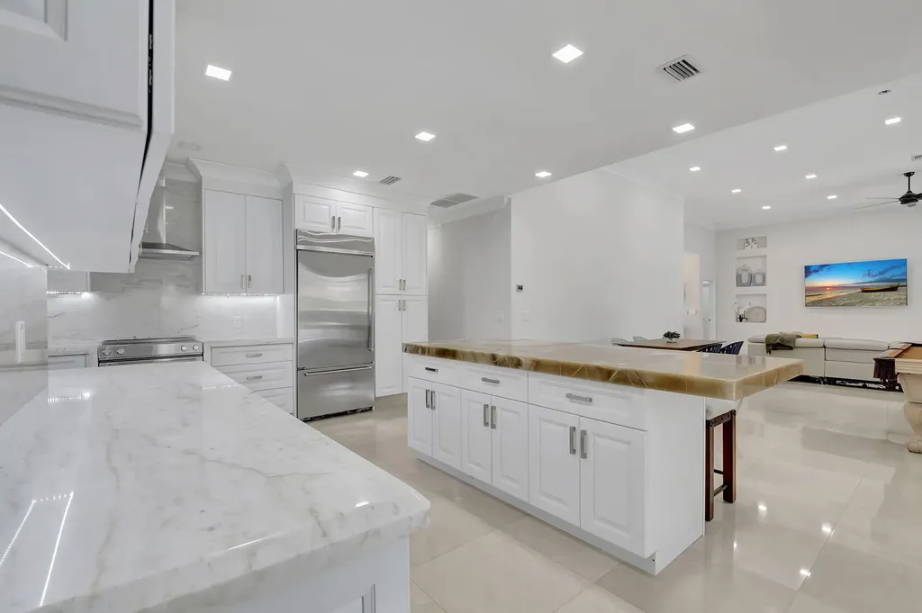 10099 Canoe Brook Circle Boca Raton FL 33498