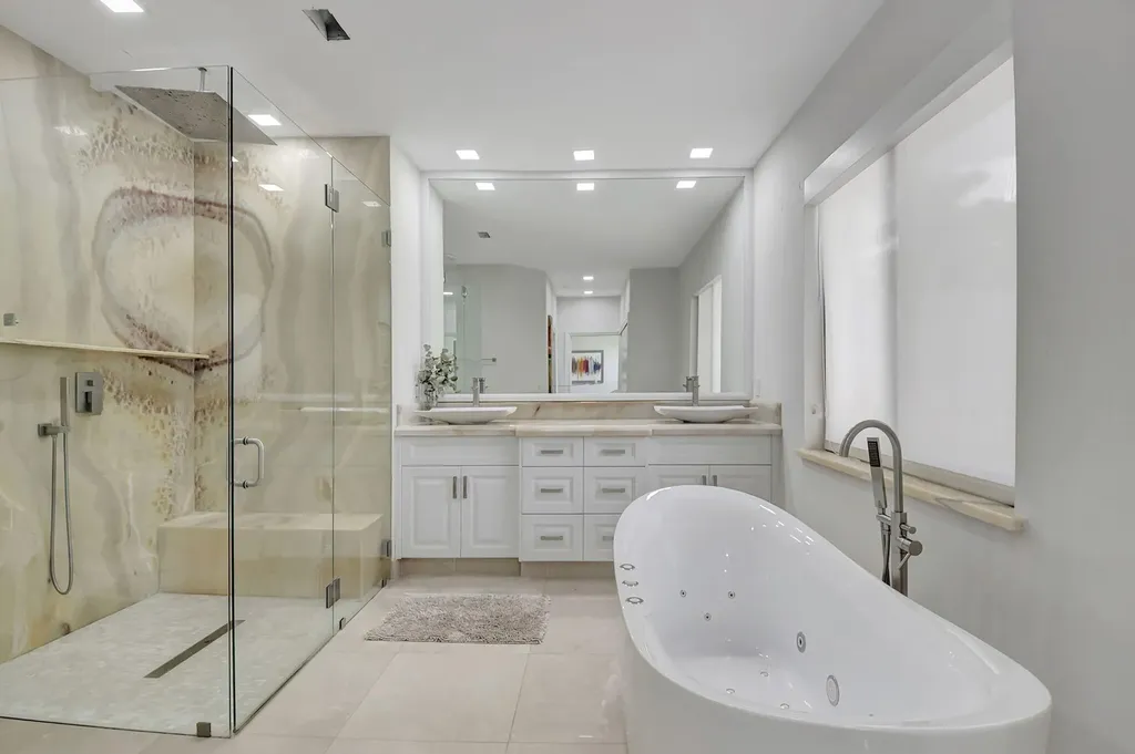 10099 Canoe Brook Circle Boca Raton FL 33498
