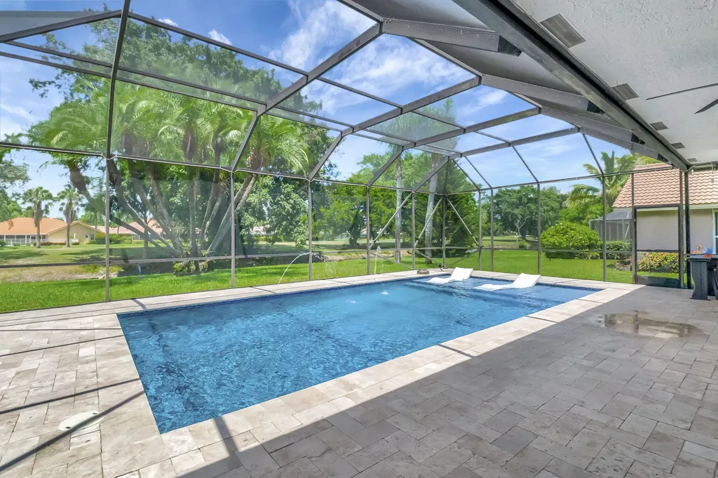 10099 Canoe Brook Circle Boca Raton FL 33498