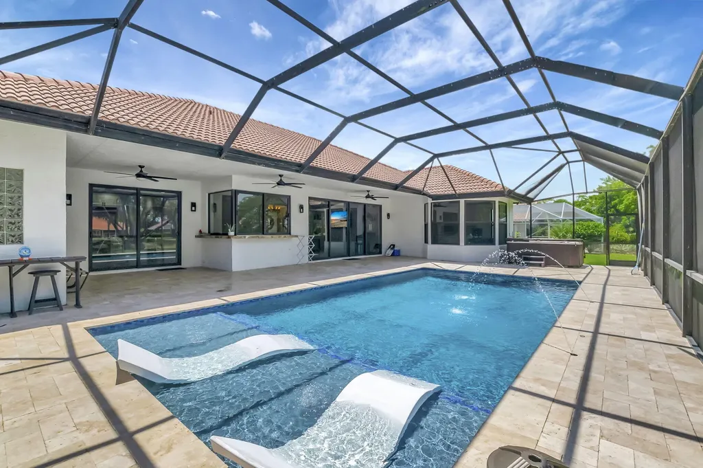 10099 Canoe Brook Circle Boca Raton FL 33498