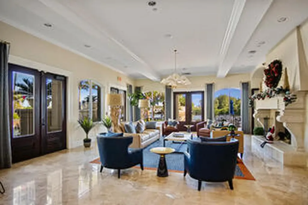 2204 Tuscany Way Boynton Beach FL 33435