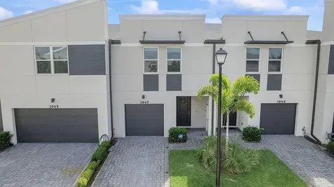 3947 SE Mentmore Lane Stuart FL 34997