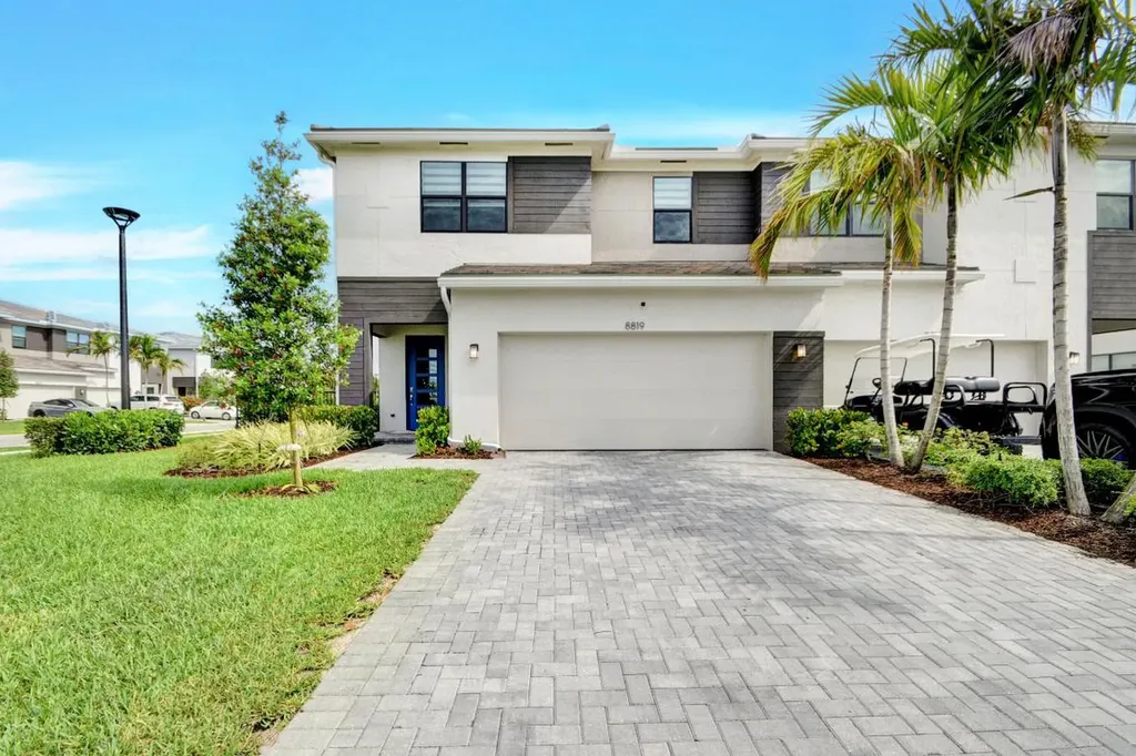 8819 Antarus Drive Lake Worth FL 33467
