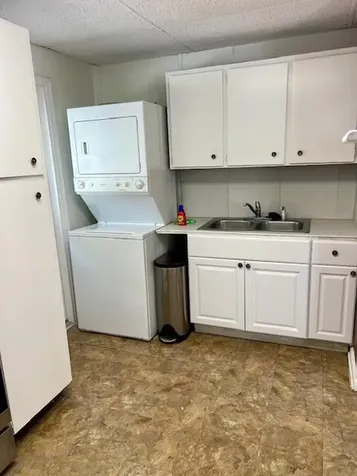 538 W 3rd Street Riviera Beach FL 33404