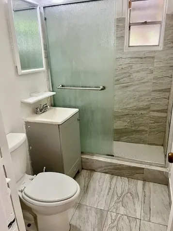 538 W 3rd Street Riviera Beach FL 33404