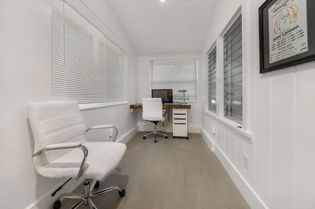 602 NW 1st Street Delray Beach FL 33444