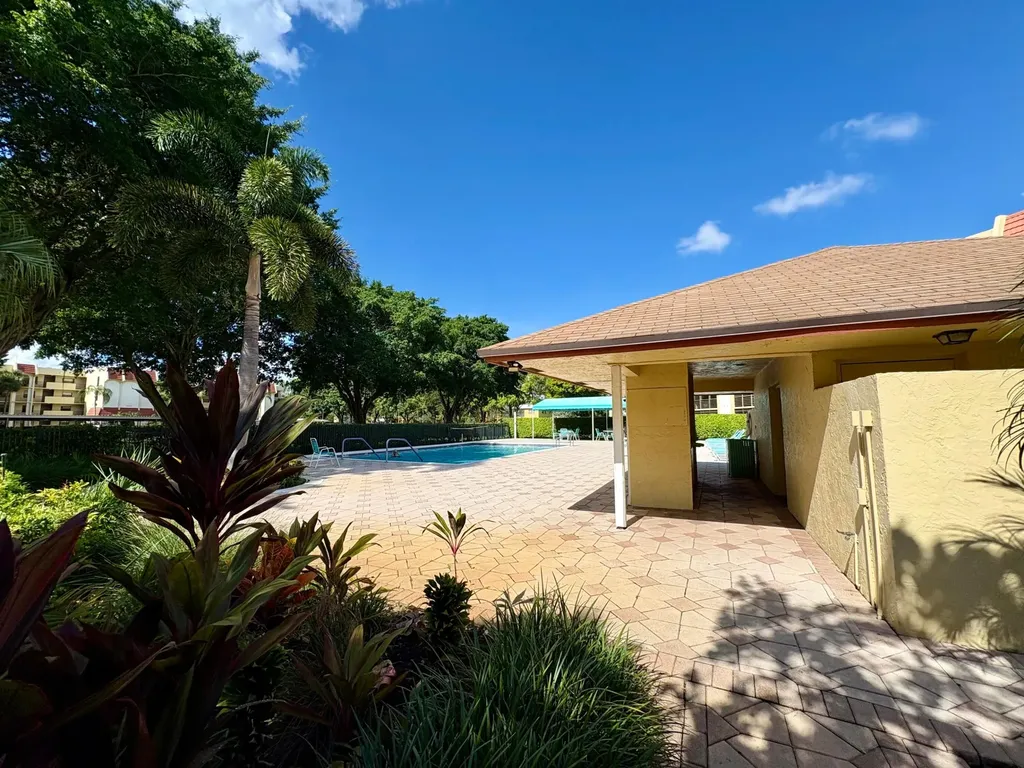 23265 Carolwood Lane Boca Raton FL 33428