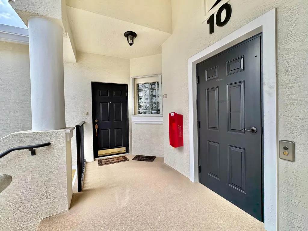 23265 Carolwood Lane Boca Raton FL 33428