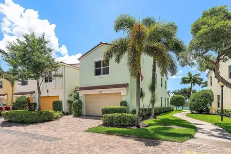 1570 NW 48th Place Boca Raton FL 33431