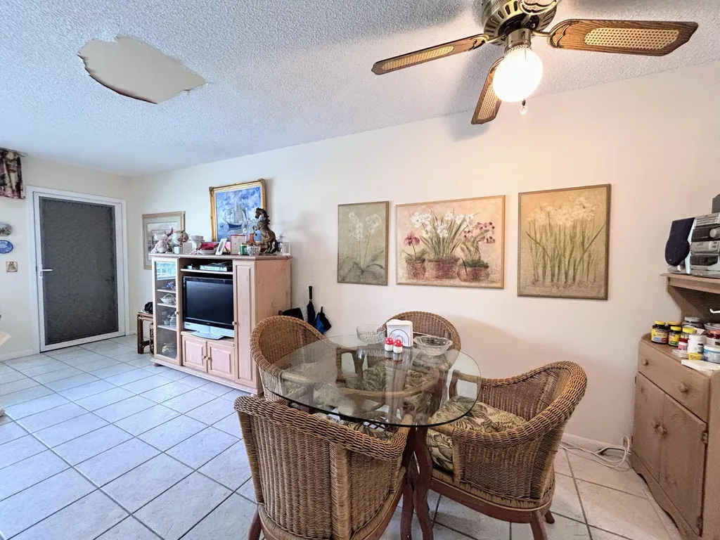 340 Horizons W Boynton Beach FL 33435